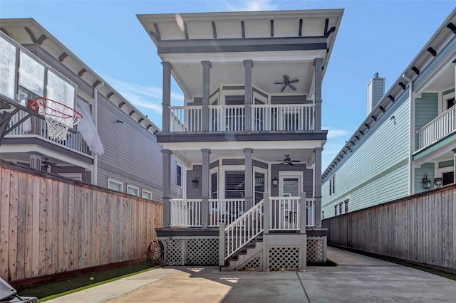 1905 W 14th St Unit B, Houston, TX 77008 - rear view of house featuring a balcony, a porch, ceiling fan, and fence