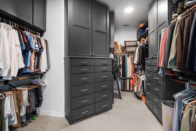 8603 Royal Retreat, Richmond, TX 77469 - walk in closet with visible vents
