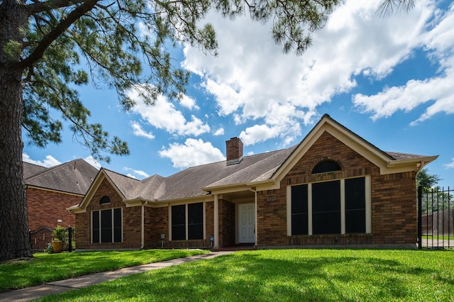 2412 Londonderry Dr, Pearland, TX 77581 - photo 2