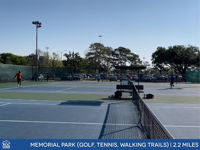 4307B Dickson St, Houston, TX 77007 - view of tennis court with community basketball court