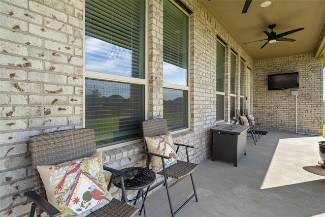 31811 Snapdragon Glen Trl, Hockley, TX 77447 - view of patio / terrace with ceiling fan