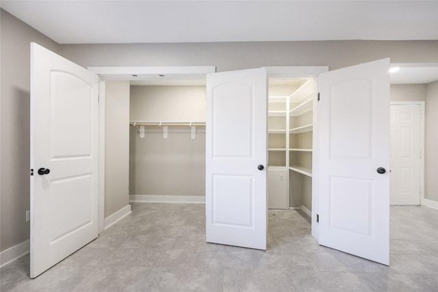 1802 Ursuline St, Galveston, TX 77550 - view of closet