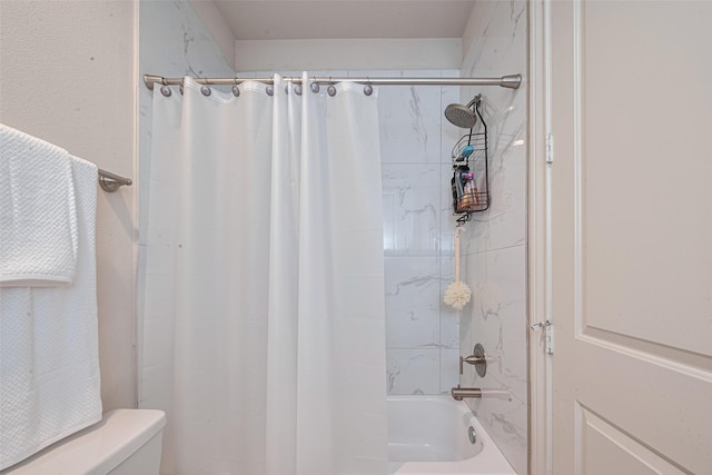 2303 Hadley St, Houston, TX 77003 - bathroom with shower / bath combination with curtain and toilet