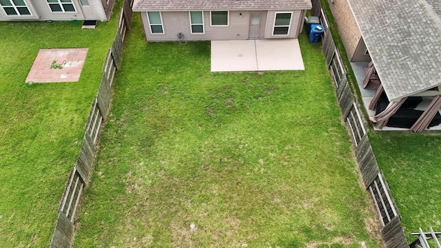 15226 Loys Coves Ct, Humble, TX 77396 - view of yard with a patio area