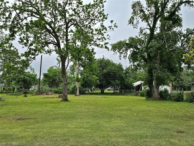 6406 Gaffney Dr, Jones Creek, TX 77541