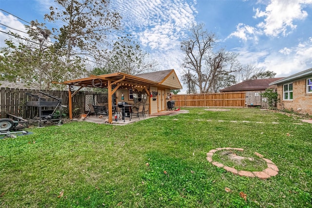 2406 Hillshire Dr, Deer Park, TX 77536 - view of yard featuring a patio area