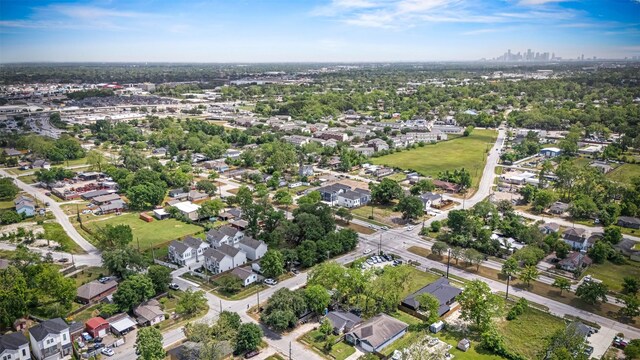 855 Prosper St, Houston, TX 77088 - aerial view with a residential view