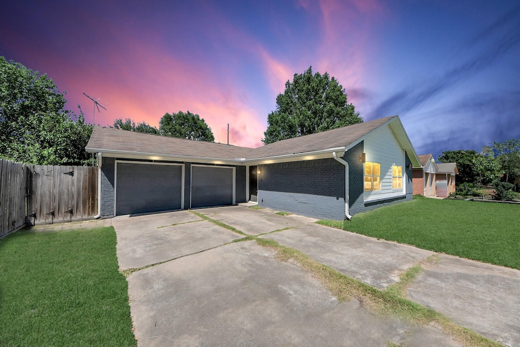 17111 Folsom Dr, Houston, TX 77049 - photo 1
