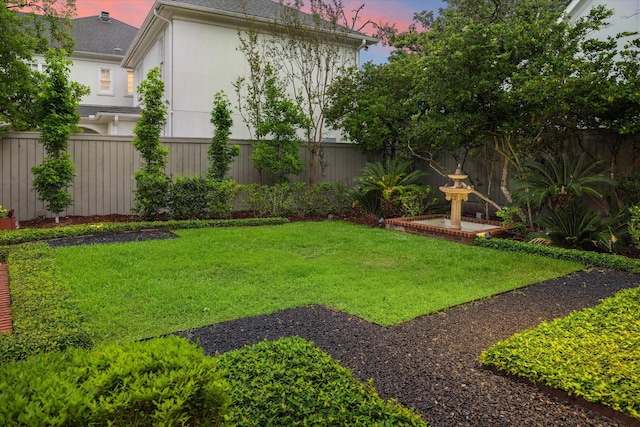8722 Stable Crest Blvd, Houston, TX 77024 - view of yard