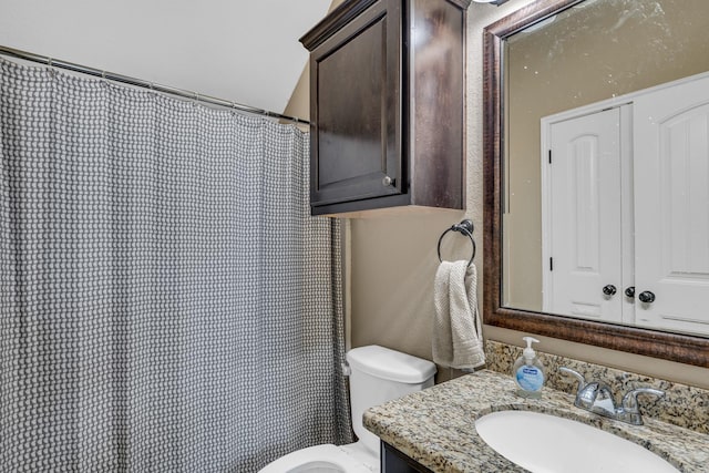 3338 Cullen Trl, College Station, TX 77845 - full bathroom featuring toilet, a shower with curtain, and vanity