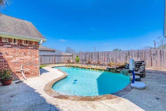 410 Scarlet Sage Dr, League City, TX 77573 - view of swimming pool with a fenced backyard and a patio area