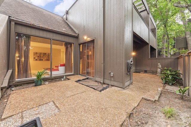 179 Litchfield Ln, Houston, TX 77024 - back of property with roof with shingles