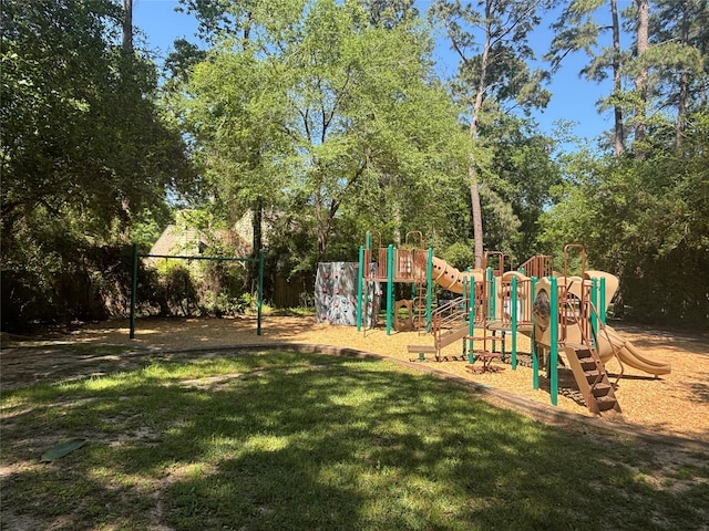 34 Quiet Peace Pl, The Woodlands, TX 77381 - community playground featuring a yard