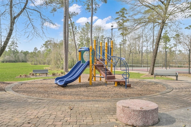 22 Almond Branch Pl, The Woodlands, TX 77382 - community playground with fence