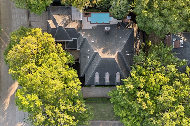 aerial view of property and surrounding area