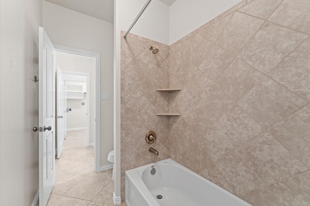 2043 Plum Rose Ln, Richmond, TX 77469 - full bath with toilet, tile patterned floors, and  shower combination