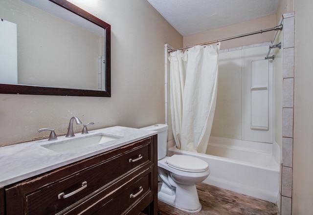 2915 Quailwood St, Houston, TX 77014 - full bath featuring toilet, wood finished floors, vanity, and shower / tub combo with curtain