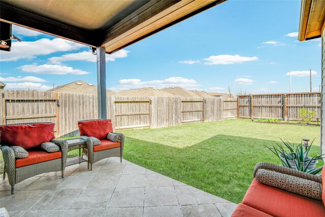 2815 Torrey Pines Dr, Fulshear, TX 77423 - view of yard featuring a patio area