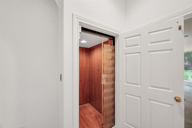 522 Rancho Bauer Dr, Houston, TX 77079 - view of elevator