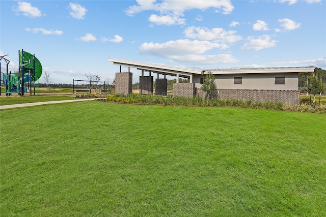 5427 Magnolia Heath Ln, Spring, TX 77373 - view of green lawn