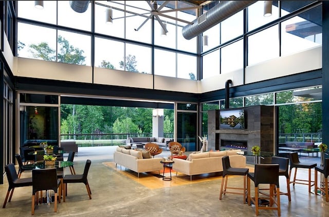 27846 Wooded Pond Dr, Spring, TX 77386 - lobby with a towering ceiling