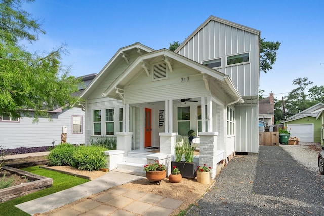 717 E 23rd St, Houston, TX 77008 - view of front facade with board and batten siding, a porch, and a ceiling fan