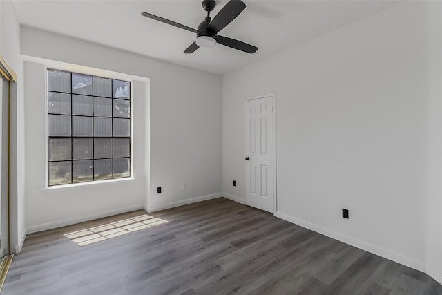 8888 Benning Dr Unit 313, Houston, TX 77031 - unfurnished room with wood finished floors, a ceiling fan, and baseboards