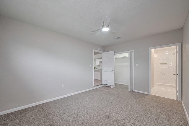 7702 Darnay Dr, Houston, TX 77033 - unfurnished bedroom with carpet flooring, baseboards, ensuite bath, ceiling fan, and a closet