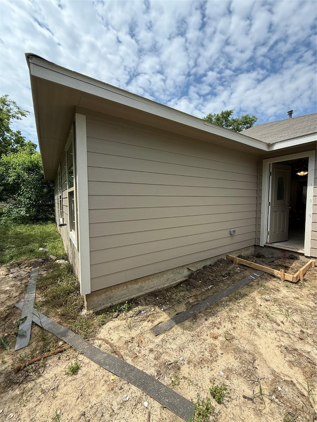 view of home's exterior