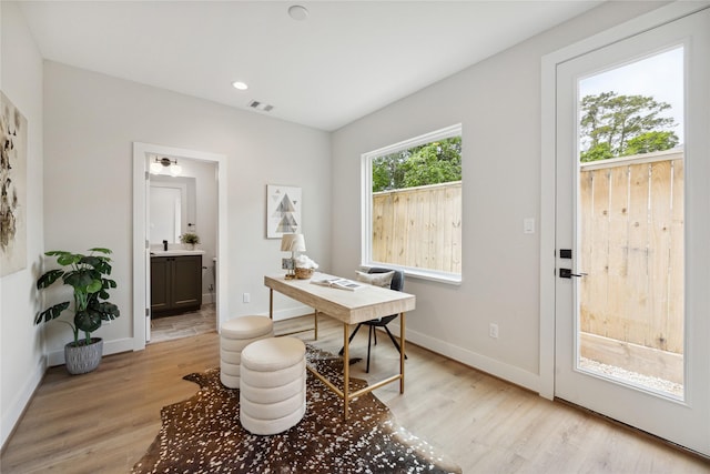 524 Janisch Rd, Houston, TX 77018 - office area featuring light wood finished floors, baseboards, and recessed lighting