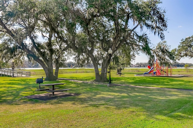 556 Mill Rd, Angleton, TX 77515 - photo 9
