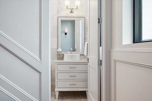 bathroom with vanity
