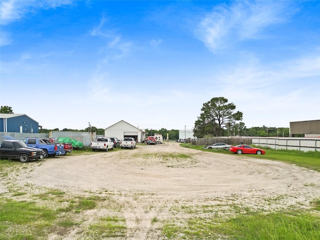4429 W State Highway 31, Corsicana, TX 75110 - view of yard featuring fence and a garage