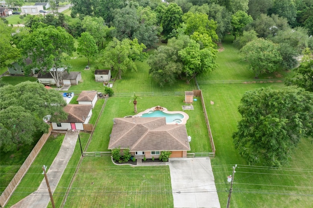 aerial view of property and surrounding area