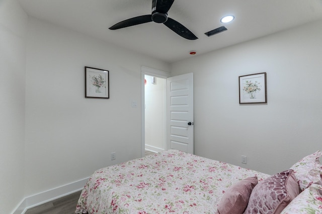 3618 Tamfield Dr, Houston, TX 77066 - bedroom with dark wood-type flooring, recessed lighting, baseboards, and a ceiling fan