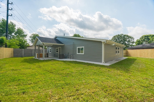 3618 Tamfield Dr, Houston, TX 77066 - rear view of house with a patio area and central AC