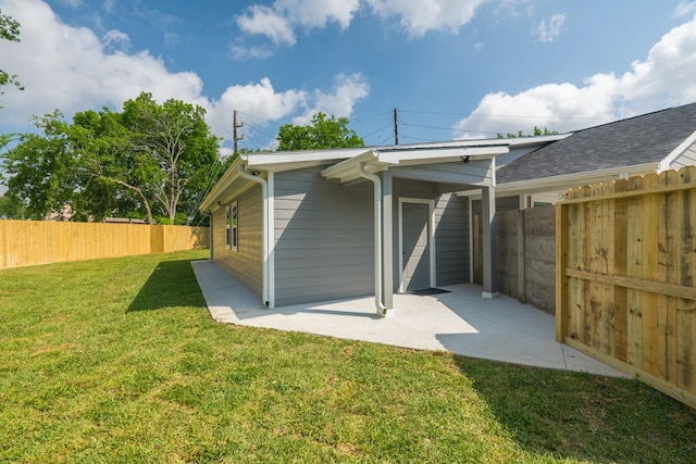 3618 Tamfield Dr, Houston, TX 77066 - rear view of property featuring a patio area