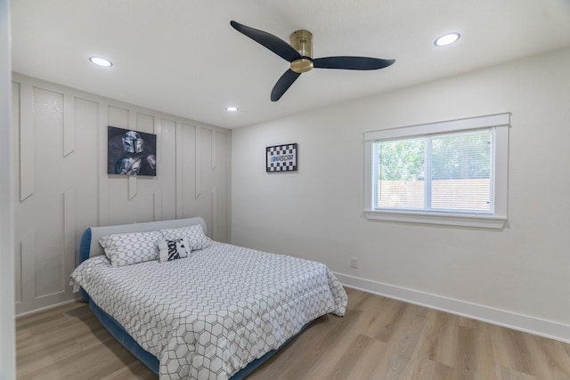 3618 Tamfield Dr, Houston, TX 77066 - bedroom with recessed lighting, light wood finished floors, baseboards, and a ceiling fan