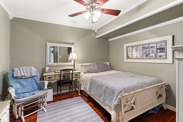 42 Cherry Hill Dr, Conroe, TX 77304 - bedroom featuring crown molding, dark wood-type flooring, baseboards, and ceiling fan