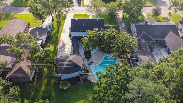 drone / aerial view of a pool area