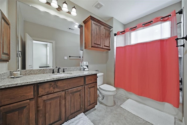 14710 Turquoise Ct, Willis, TX 77378 - full bath with toilet, vanity, and shower / bath combo with shower curtain