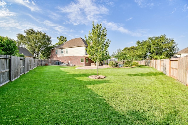 8502 Calverton Pines Ln, Houston, TX 77095 - view of yard with a patio area