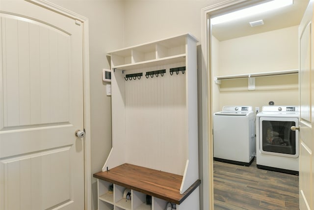 2514 Copper Fields Dr, Rosharon, TX 77583 - washroom with laundry area, wood finished floors, and washer and dryer