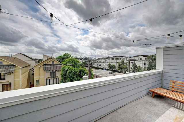 5507 Darling St, Houston, TX 77007 - balcony featuring a residential view