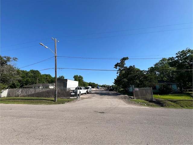 6007 Brookfield Dr, Houston, TX 77085