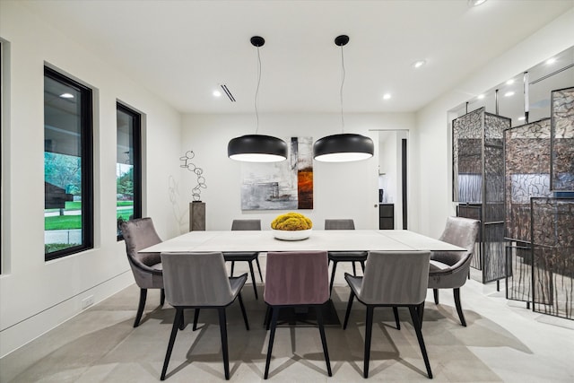 5686 Bayou Glen Rd, Houston, TX 77056 - dining space with recessed lighting
