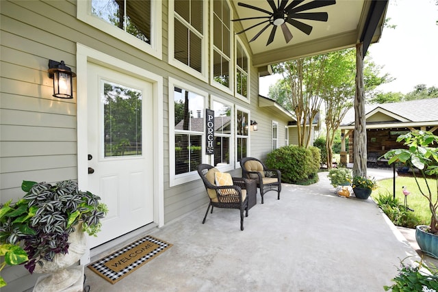 view of patio featuring a ceiling fan