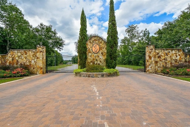 14760 Turquoise Trl, Willis, TX 77378 - photo 1