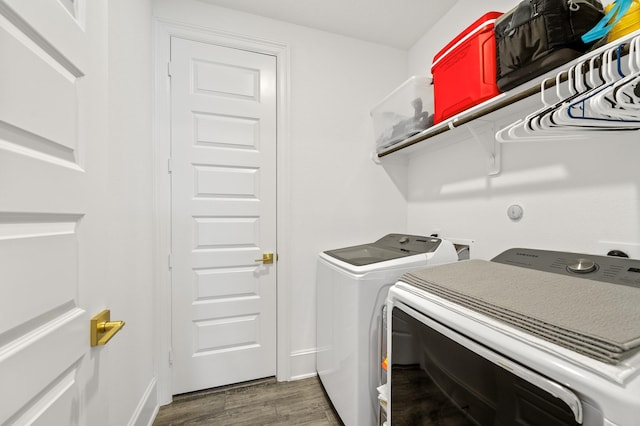 2723 Camellia Ave, Brookshire, TX 77423 - washroom featuring washer and clothes dryer and wood finished floors