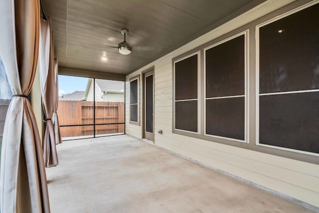 15335 Oakheath Colony Ln, Houston, TX 77044 - unfurnished sunroom featuring a ceiling fan